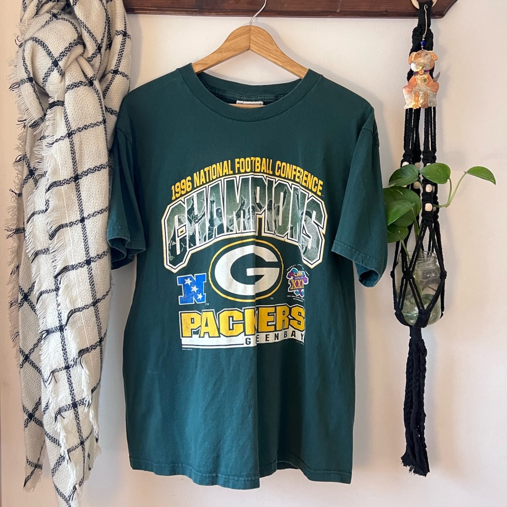 VTG 90s Green Bay Packers LEE Football Shirt